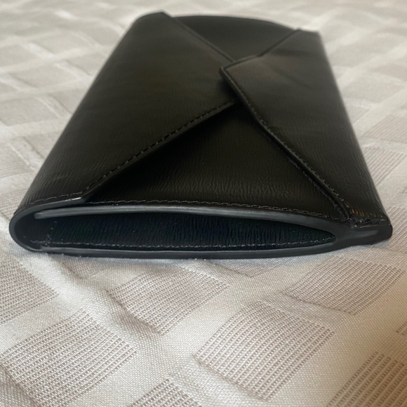 Black Banana Republic Envelope Purse - Picture 9 of 12